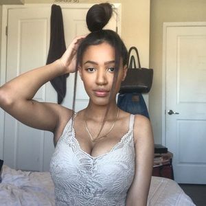 Meet your Posher, Akayla